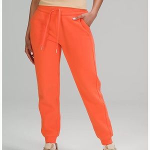Lululemon joggers